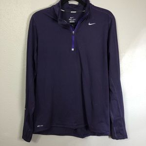 ❌❌ SOLD ❌❌ NIKE women’s purple Dri Fit
